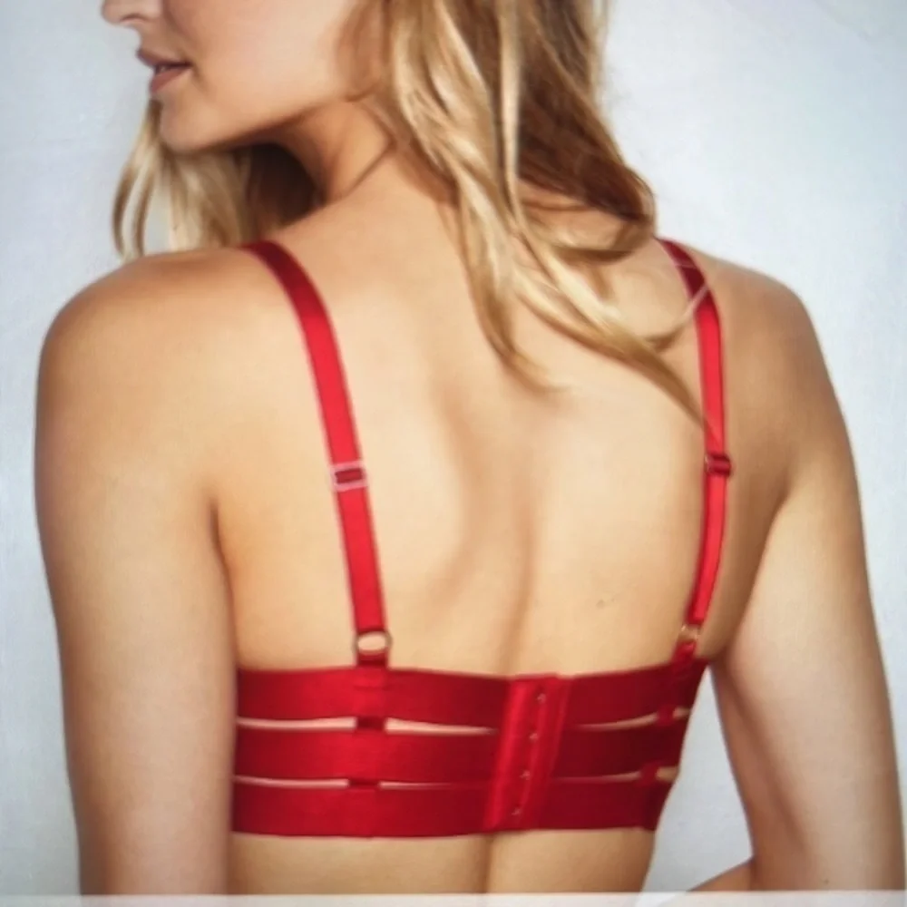 Victoria’s Secrets Lipstick Red Strapy Open Cup Demi Bra 32D